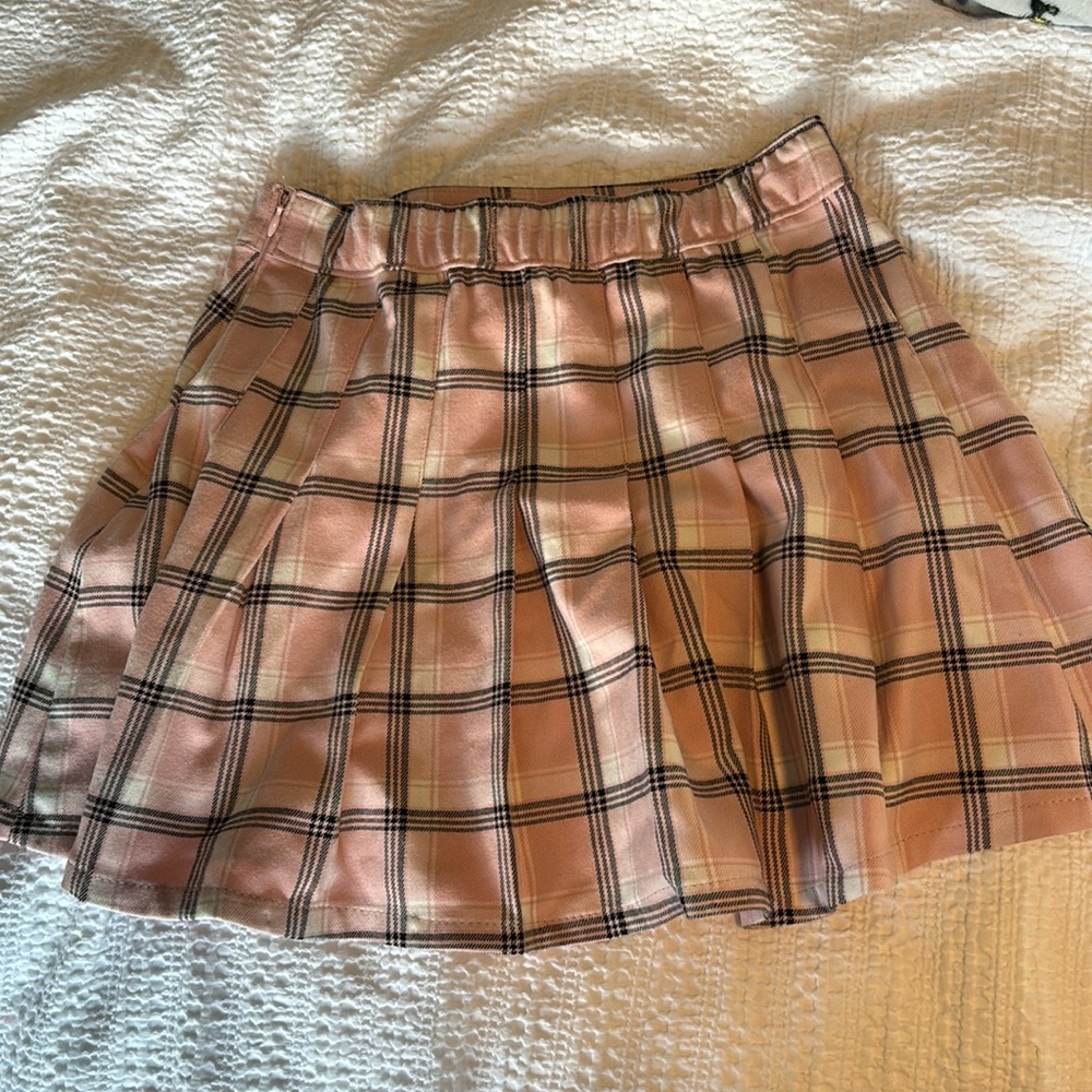 Hollister ultra high rise plaid skirt with zip on side